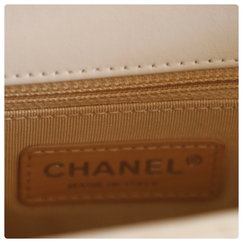 CHANEL ⭐️AUTHENTIC⭐️Small Patent Coco Boy Flap Bag - Picture 9 of 17